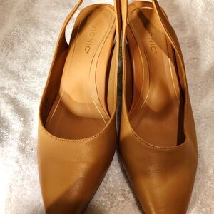 Vionic Tan Leather Flats Timeless Elegance